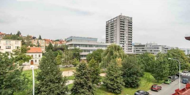 PRODÁNO &#8211; Byt před reko. 2+1, 99 m2