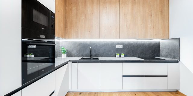 PRONAJATO – Byt 2+kk s lodžií, 54 m2 a garážovým stáním