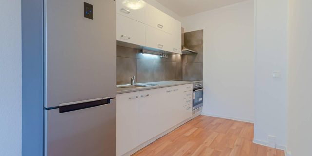 PRONAJATO – Byt 4+1 s balkónem po reko., 95 m2